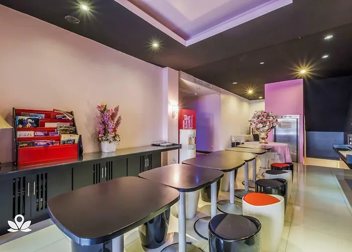 Zen Basic Glitz Hotel. Hotel 3*